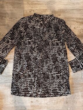 Brown and White Patterned Button-Up Tunic/Blouse